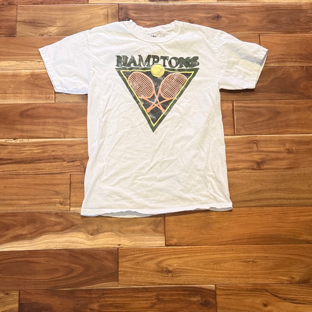 Cali fornia Mother “Hamptons” Graphic T-Shirt – Size Medium